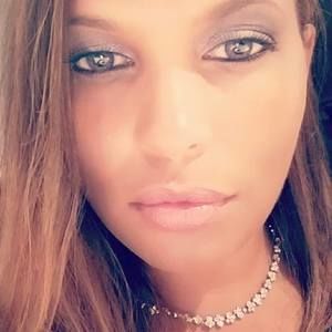 Meet your Posher, Sabrina